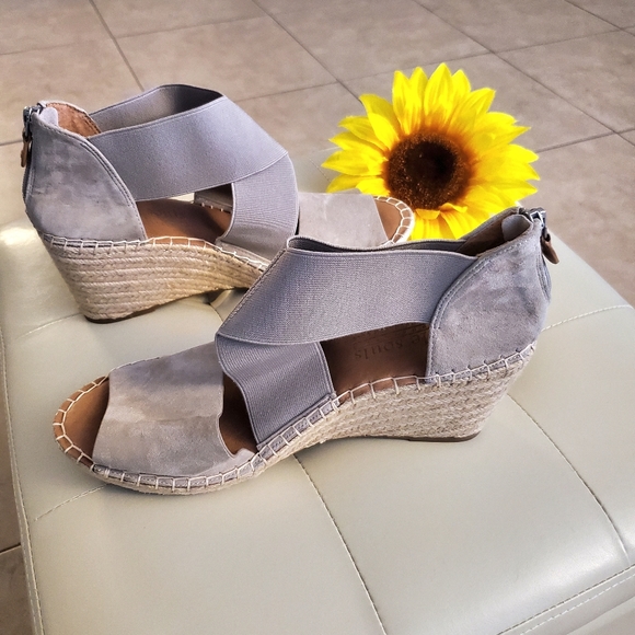 Gentle souls by Kenneth Cole wedge sandals, Size 10M - Picture 6 of 10